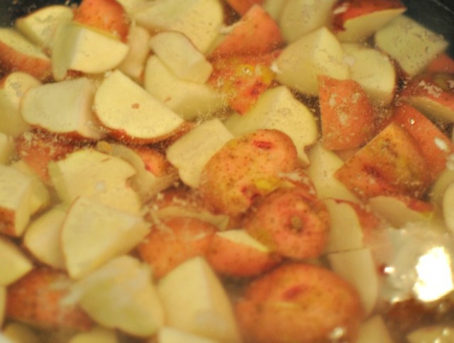 red potatoes bubbling