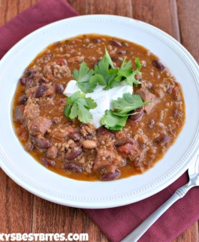 Lean Mean Slow Cooker Chili Machine