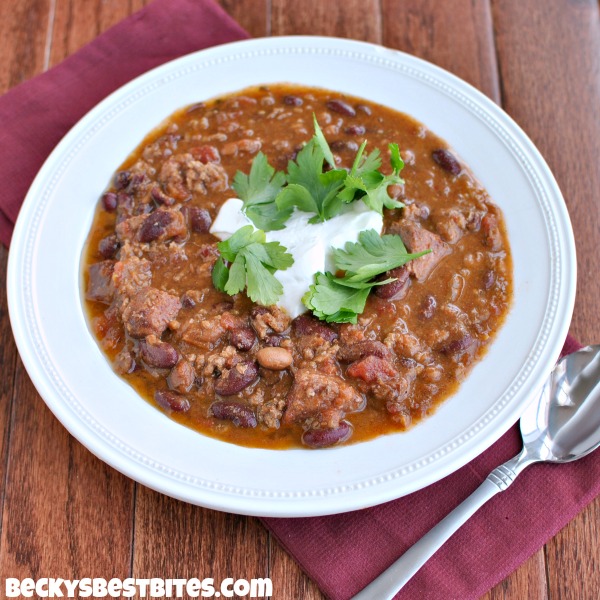 Lean Mean Slow Cooker Chili Machine