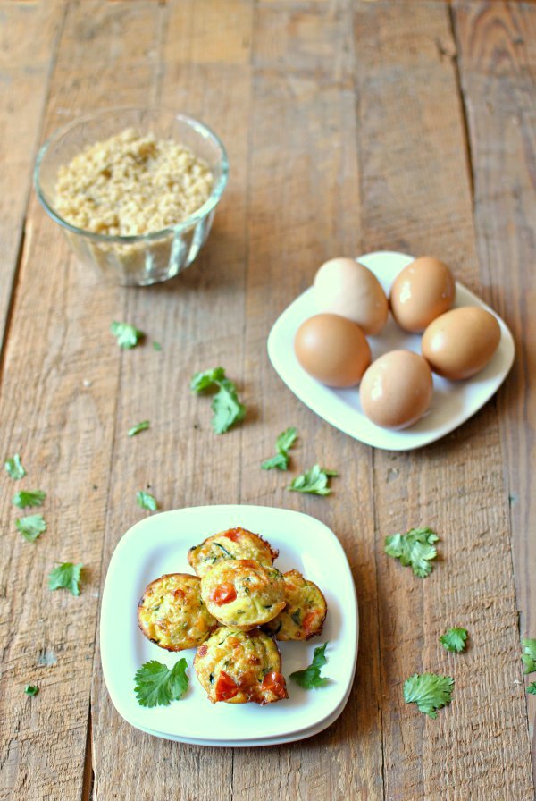 Sneaky Veggie Breakfast Scramble Bites are protein and vegetable packed little portable nibbles that toddlers and kids will love and parents will enjoy too! beckysbestbites.com #healthyrecipe #kidfriendly #healthy 