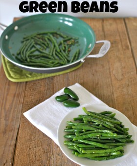 Spicy Tarragon Green Beans, garlic, jalapenos and tarragon infuse fresh green beans with bursting flavors that make a side dish worthy of a special occasion. #sidedish #holidayrecipe #healthyrecipe by beckysbestbites.com