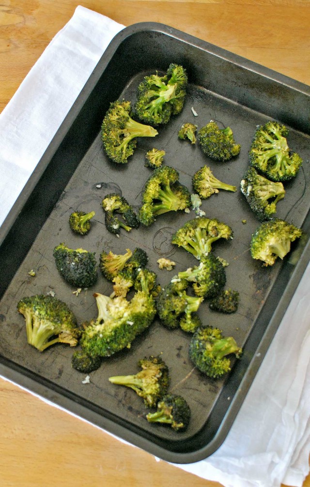 Roasted Garlic Broccoli | beckysbestbites.com