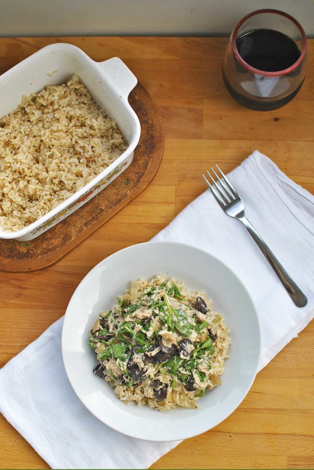 Slow Cooker Mushroom Ranch Chicken with Arugula recipe by Becky's Best Bites