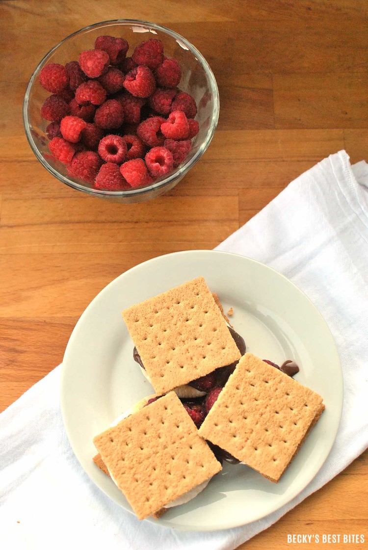 10-Minute-Raspberry-Indoor-S'mores-2