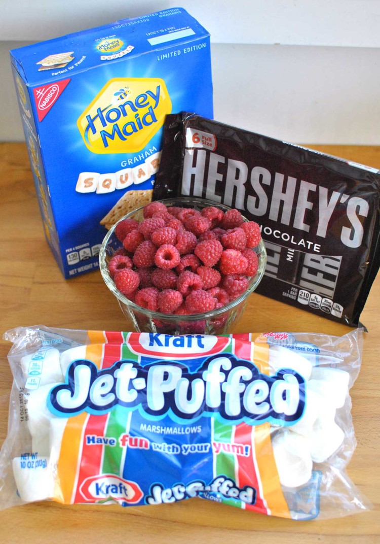 Ingredients-for-10-Minute-Raspberry-Indoor-S'mores