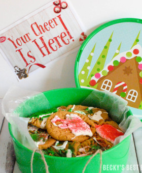 #SpreadCheer with Easy Holiday Treats from Betty Crocker cookies this Christmas season. Share your creations for a chance to win the $20 giveaway entry. Also be sure to grab the coupons and free printables. | beckysbestbites.com #ad