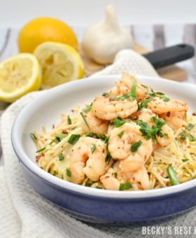 Easy Shrimp Scampi with Zoodles and Noodles is an easy and healthy weeknight dinner recipe. Introduce your family to healthier zucchini noodles by adding them to regular whole grain pasta for a fun way to add more veggies to their diets!| beckysbestbites.com