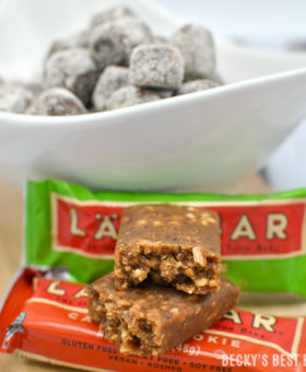 4 Healthy and Quick Snack Ideas You Can Eat On the Go! LÄRABAR products are made with only a few, recognizable ingredients, are minimally processed, and GMO free because eating real food shouldn't be so hard! | beckysbestbites.com @larabar #ad