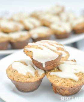 Mini Carrot Cake Muffins with Cream Cheese Drizzle are a healthy baking recipes that bring Holiday Cheer using almond flour, greek yogurt, carrots and pecans with holiday spices like spices like cinnamon, nutmeg and ginger #BobsHolidayCheer @BobsRedMill | beckysbestbites.com