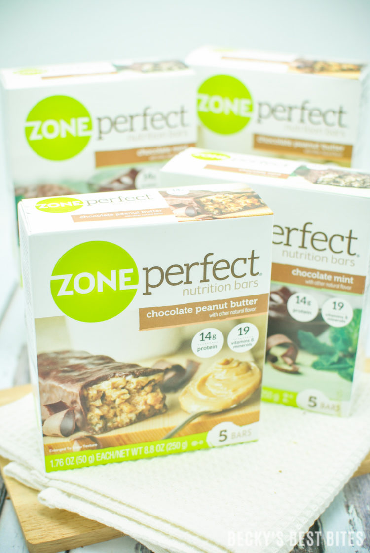 Sunrise Green Smoothie + ZonePerfect Nutrition Bars are the perfect pair to give an energizing power punch to fuel any morning routine! Together they are a healthy breakfast full of protein, vitamins and minerals to give you the energy you need to "do it all" during your day! | beckysbestbites.com