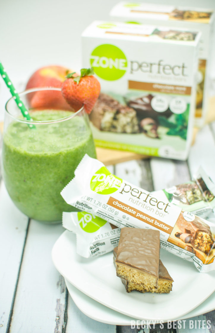 Sunrise Green Smoothie + ZonePerfect Nutrition Bars are the perfect pair to give an energizing power punch to fuel any morning routine! Together they are a healthy breakfast full of protein, vitamins and minerals to give you the energy you need to "do it all" during your day! | beckysbestbites.com