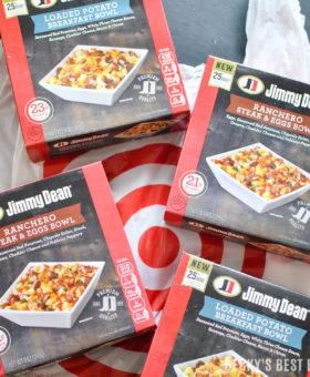 Have quick and easy meal solutions on-hand for crazy back to school days with Jimmy Dean Bowls at Target. Each bowl contains 21-23 grams of protein, filled with premium ingredients and is ready in under 5 minutes. | beckysbestbites.com