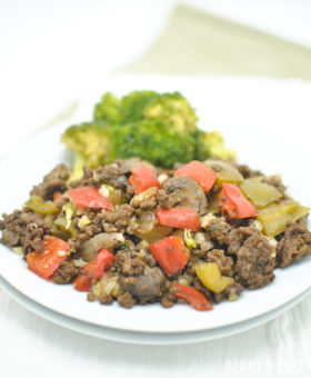 Bell Pepper Mushroom and Ground Beef Skillet is an easy and healthy weeknight dinner recipe. Serve over brown rice, quinoa or egg noodles for a family favorite that you can add to the weekly meal rotation. | beckysbestbites.com