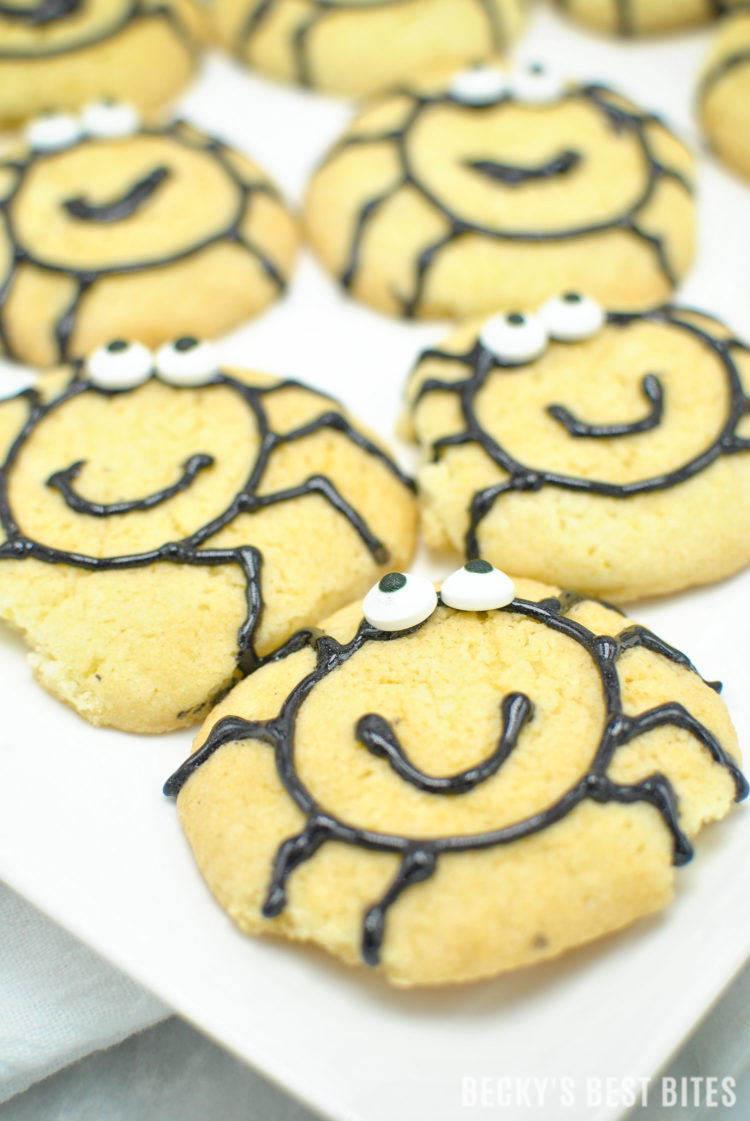 Easy Halloween Spider Cookies are a fun and festive treat made with Immaculate Baking Gluten Free Sugar Cookies. Let the kids help decorate as an entertaining after-school activity too! #ad #ImmaculateBaking | beckysbestbites.com