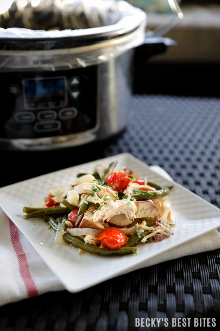 Slow Cooker Greek Chicken with Potatoes and Green Beans is an easy and healthy recipe perfect for a weeknight family meal.  You only need 10 minutes of morning prep and dinner will be waiting when you get home that evening :) | beckysbestbites.com