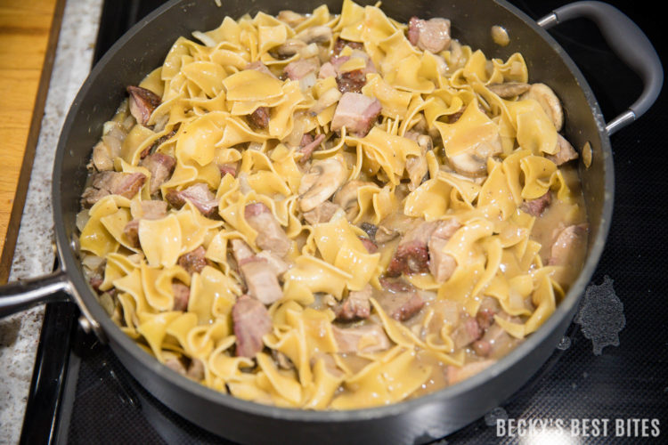 Weeknight Mushroom and Beef Stroganoff Skillet is a quick, easy and healthy dinner recipe that is ready in 30 minutes or less.  This one pot meal is sure to become a family favorite and the easy clean-up is another plus! | beckysbestbites.com